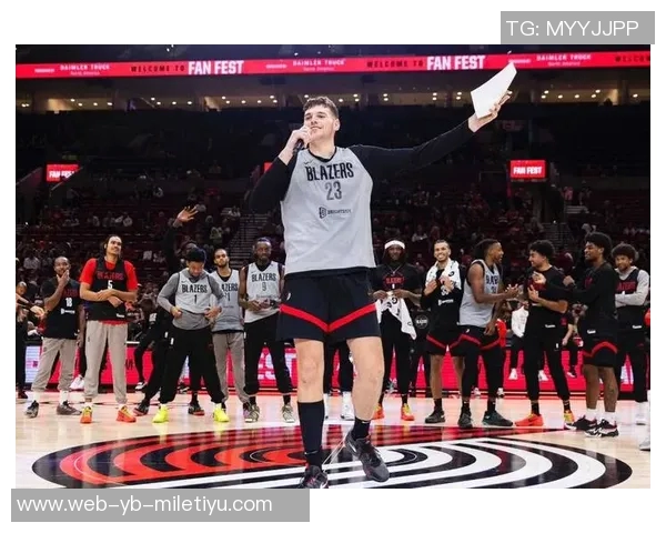 克林根坦言护筐失误导致痛苦期待球队能在关键时刻迎来胜利