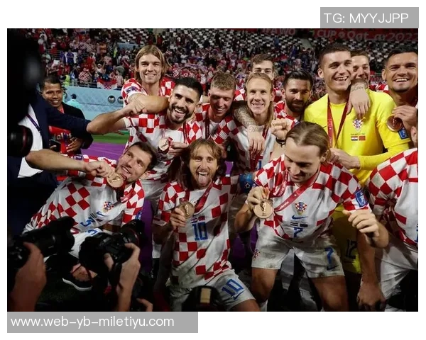 纳因戈兰直言不讳批评马丁内斯称其对足球一无所知表现糟糕